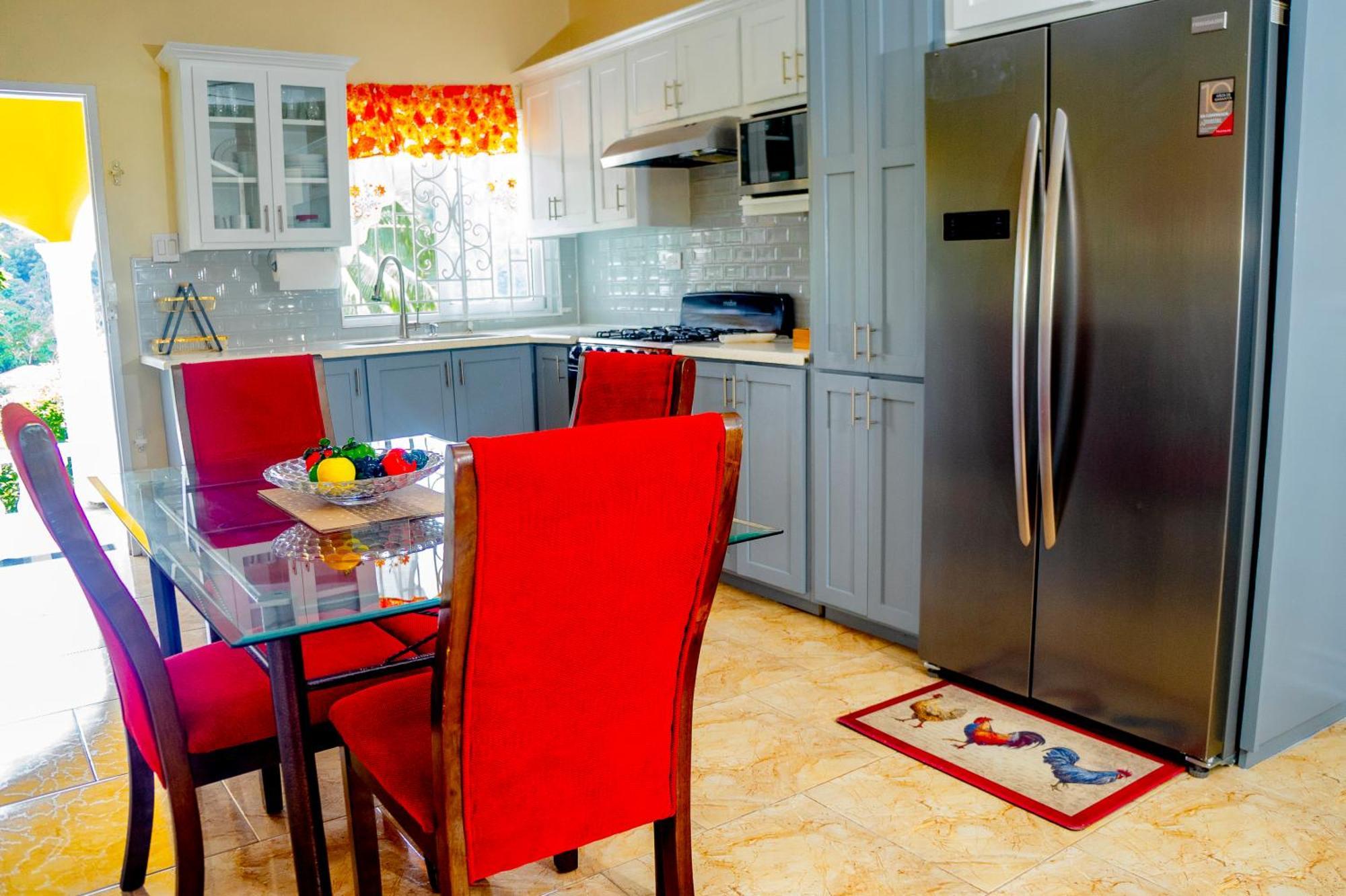 Hotel Red Hassell Manor Port Antonio Esterno foto