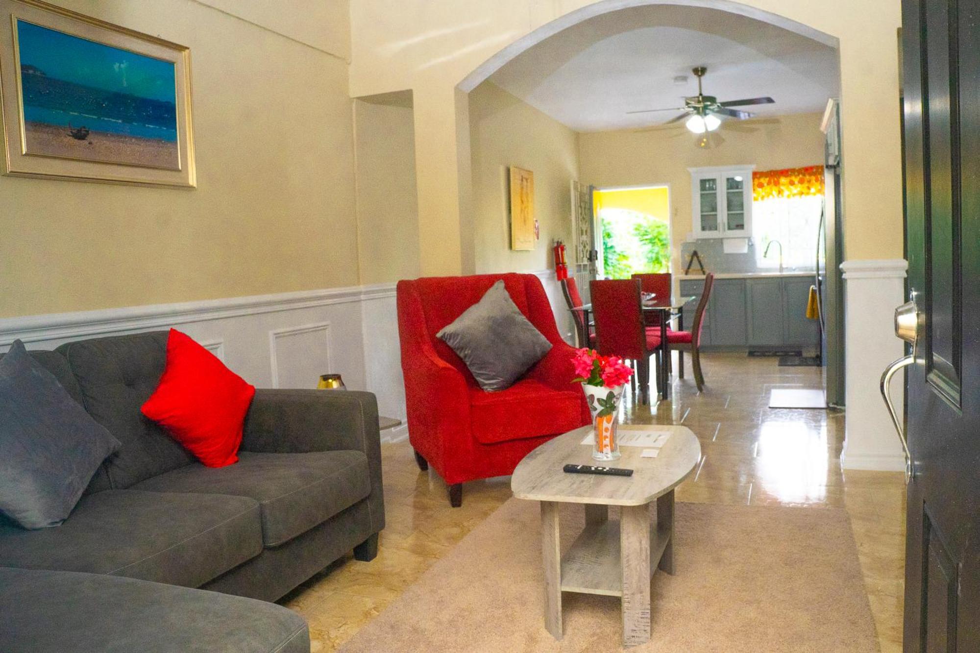 Hotel Red Hassell Manor Port Antonio Esterno foto
